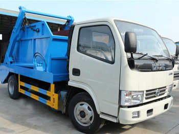 小多利卡擺臂垃圾車(chē)-5方