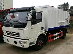 東風(fēng)大多利卡對(duì)接式垃圾車(chē)