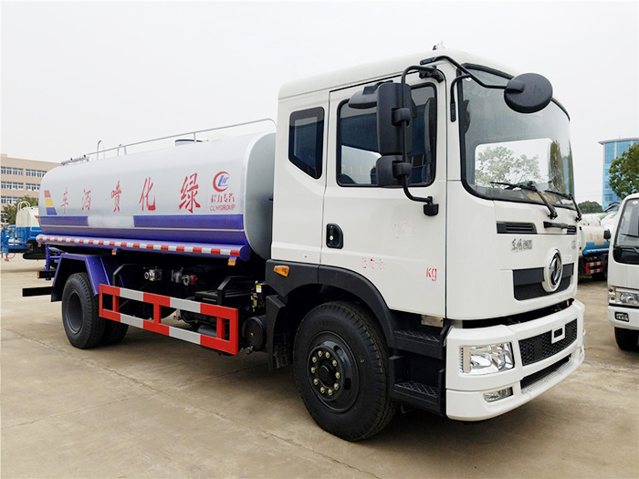 東風創(chuàng)普灑水車-12方