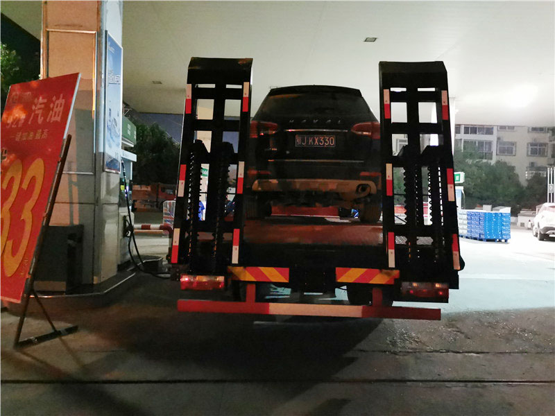 東風(fēng)D3單橋平板車(chē)