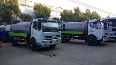 山西太原客戶再訂6臺(tái)掃路車、吸塵車、洗掃車、灑水車