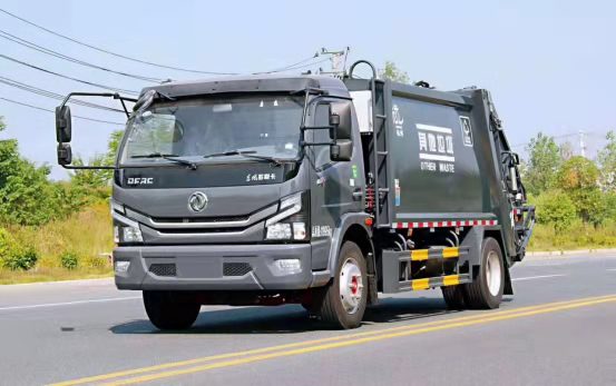 東風多利卡8方壓縮式垃圾車