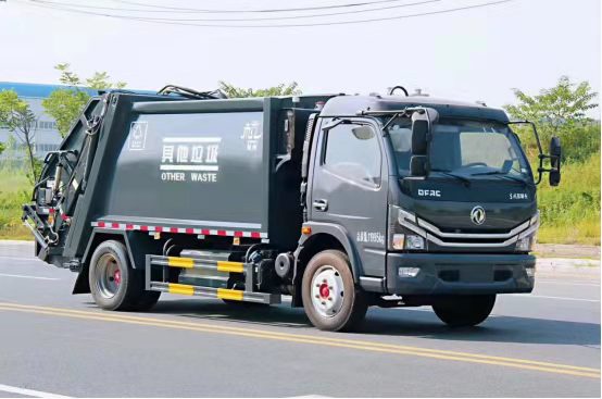 東風多利卡8方壓縮式垃圾車
