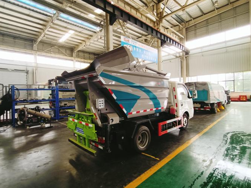 3.5方比亞迪T4純電動(dòng)自裝卸垃圾車