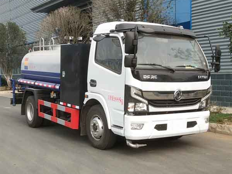 東風(fēng)多利卡4.5方純電動灑水車
