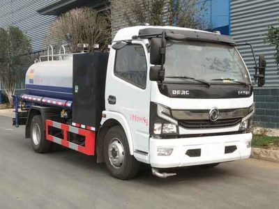 東風(fēng)多利卡4.5方純電動(dòng)灑水車