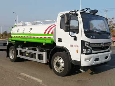 東風(fēng)多利卡6.7方電動(dòng)灑水車